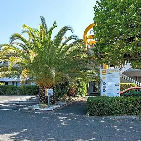 Premiere Classe Hotel